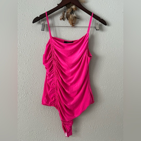 21 Saints Bright Pink Snap-Crotch Bodysuit Size Large NWOT Soft Stretch Casual - Picture 1 of 9